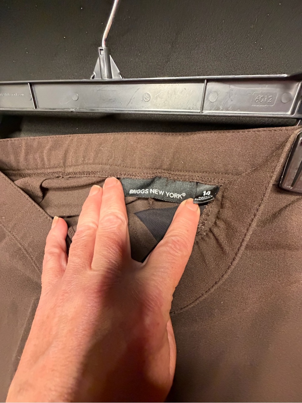 BRIGGS NEW YORK Brown dress pants - Classic Solid